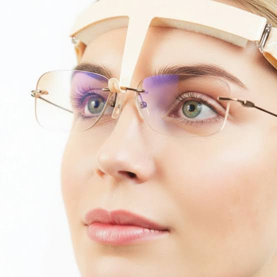 Exploring Styles of Eyeglasses for Different Face Shapes